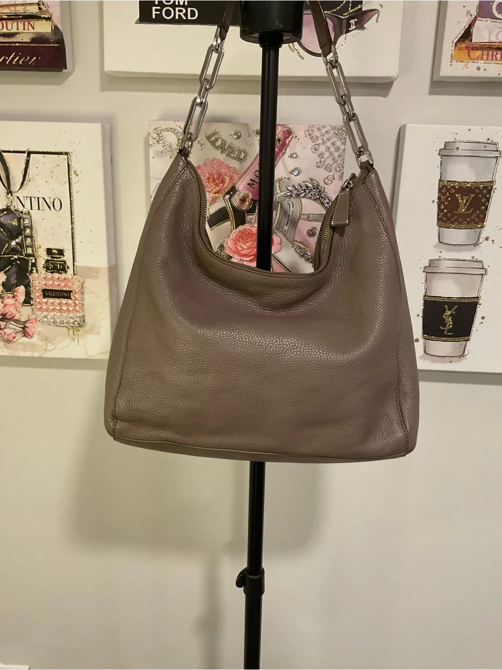 UC Michael Kors Taupe Leather Shoulder Hobo Bag CLL102